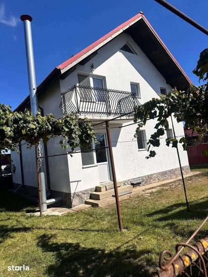 De vanzare casa noua din caramida, P+M,teren de 3000 mp,8 min de Roman - 2