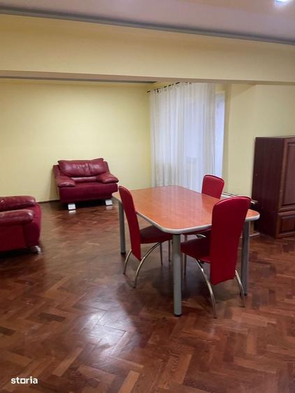 Apartament cu 3 camere decomandat în Ultracentral