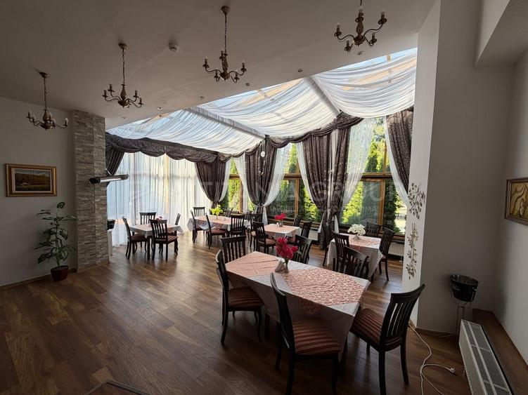 Hotel/Pensiune, de 2,000 mp, în Poiana Brașov