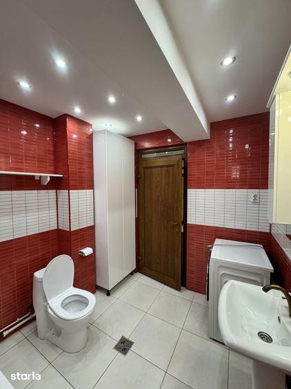Apartament cu 3 camere în Micro 3