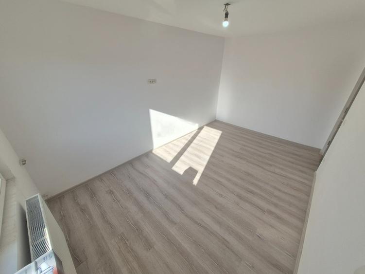 3Cam--Sagului-7 Min de Spital Judetean--Renovat--Centrala-2 Bai-58 MP-83.900 Eur - 3