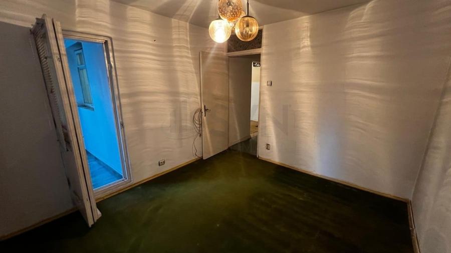 Apartament cu 3 camere decomandat în Vatra Luminoasă