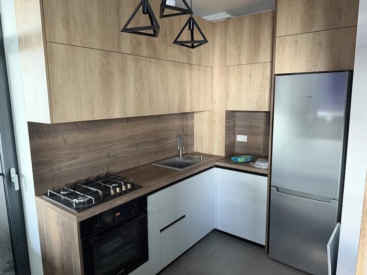 Proprietar inchiriez apartament cu doua camere in X City Towers - 1
