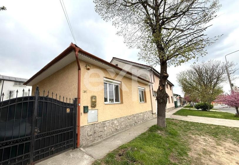 Birou, de 120 mp, în Valenta
