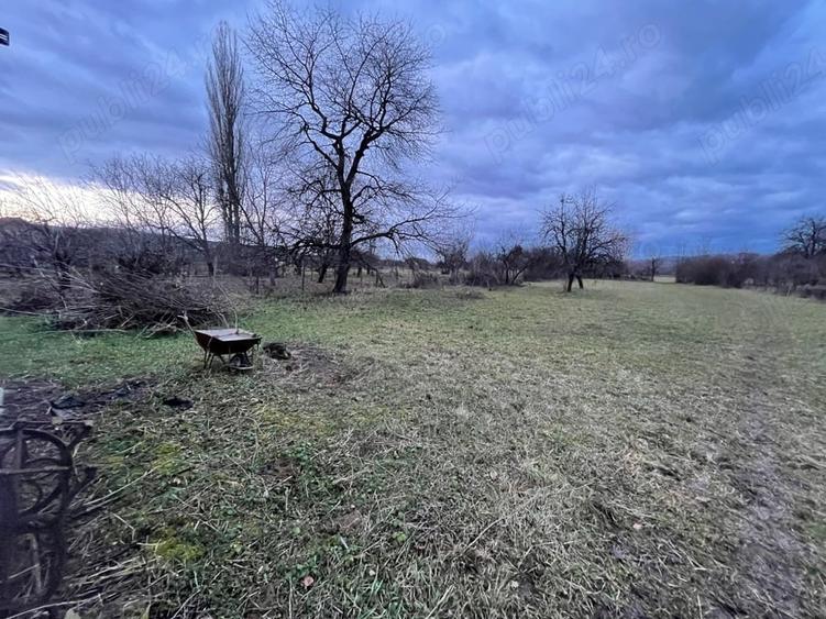 Casă cu 2 camere în Șomcuta Mare
