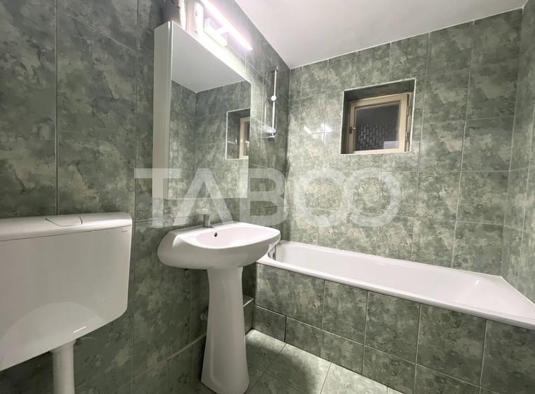 Apartament cu 4 camere in Plopilor cu 2 balcoane si boxa de 10 mp - 10
