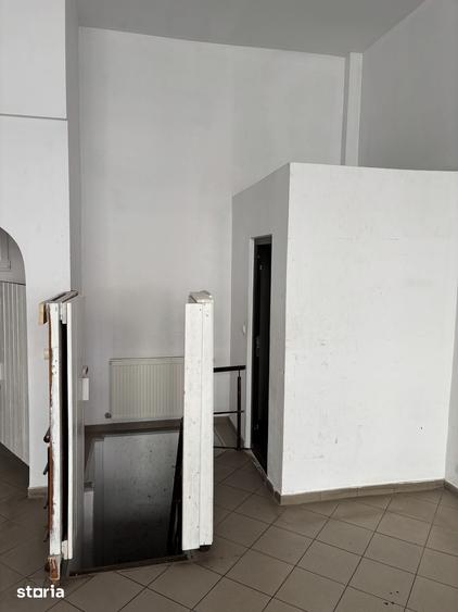 Spațiu comercial, de 81 mp, în Centrul Istoric