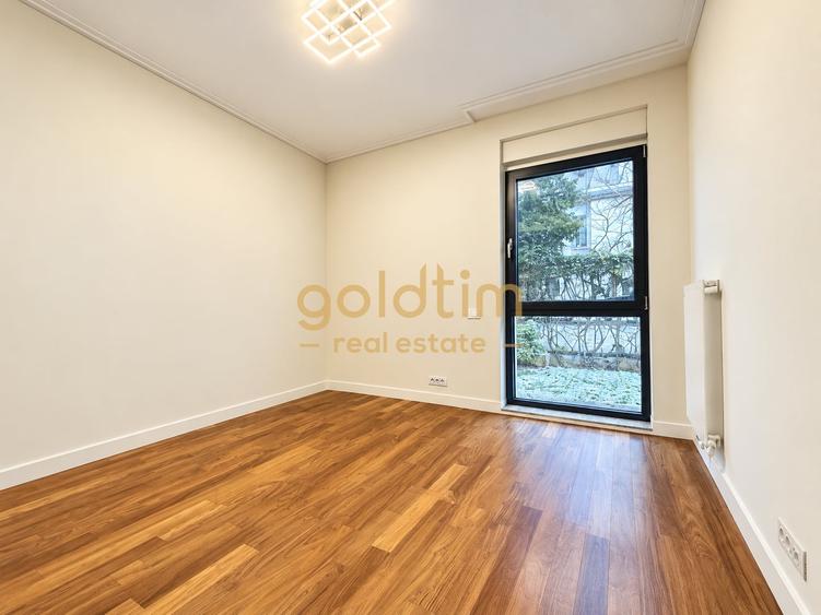 Apartament cu 4 camere decomandat, mobilat în Capitale