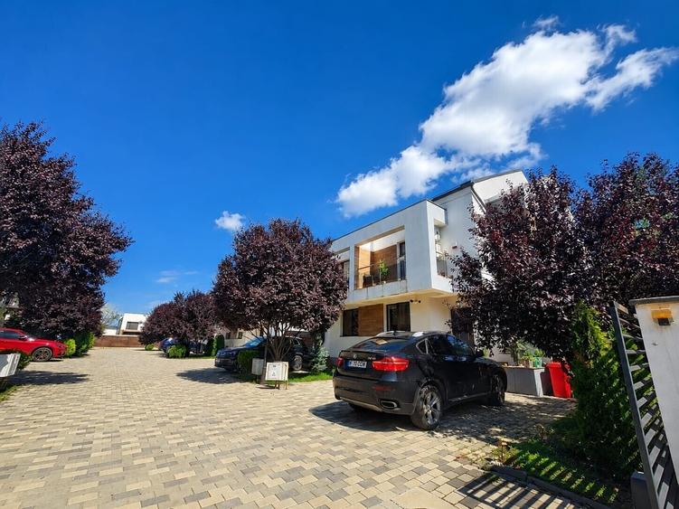 Casă individuală cu 5 camere cu Teren 150 Mp în Tunari