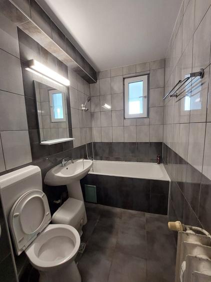 Apartament cu 2 camere semidecomandat în Iancului