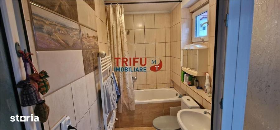 Casă cu 3 camere cu Teren 432 Mp în Cetate