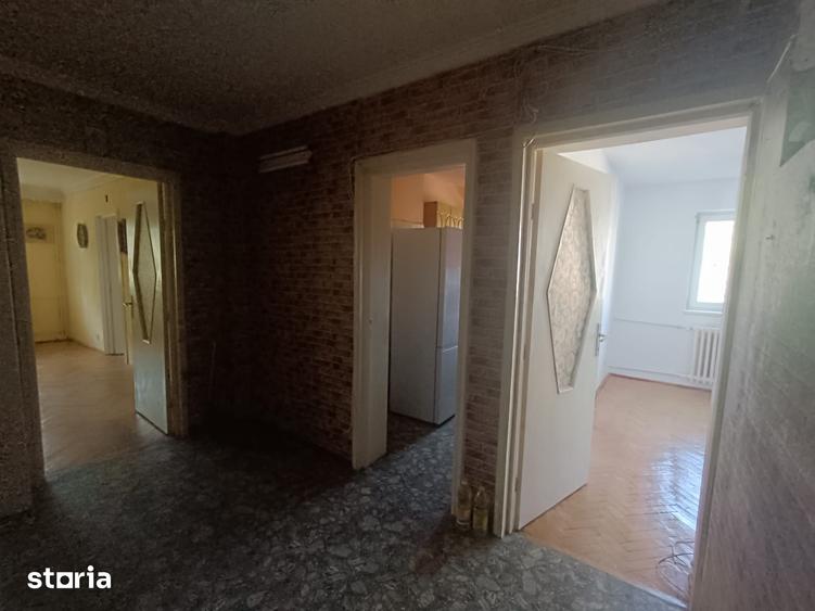 Apartament cu 4 camere în Ultracentral