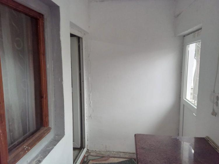 Casă cu Teren 50 Mp în Rahova