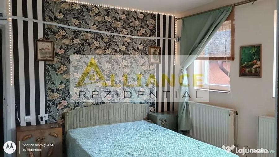 Casă cu 6 camere cu Teren 1500 Mp în Central