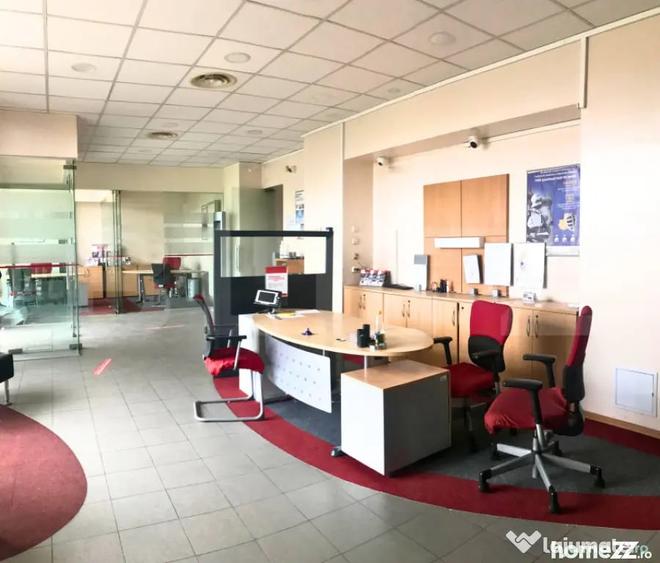Spațiu comercial, de 160 mp, în Micro 3