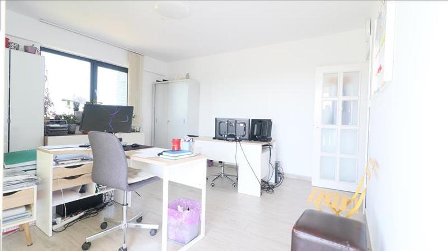 Apartament cu 2 camere decomandat în Sărărie