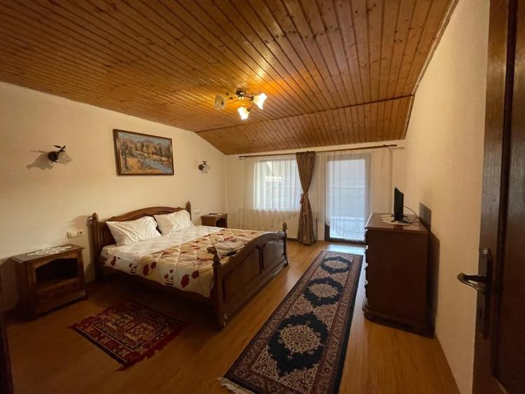 Hotel/Pensiune, de 200 mp, în Firiza