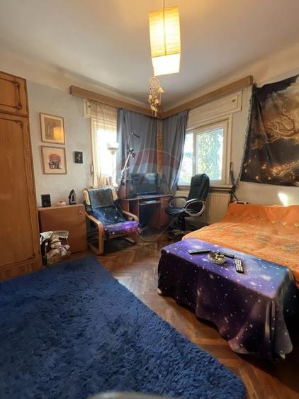 De vanzare casă cu parcare în curte | Chibrit, 1 Mai | 129 mp teren - 9