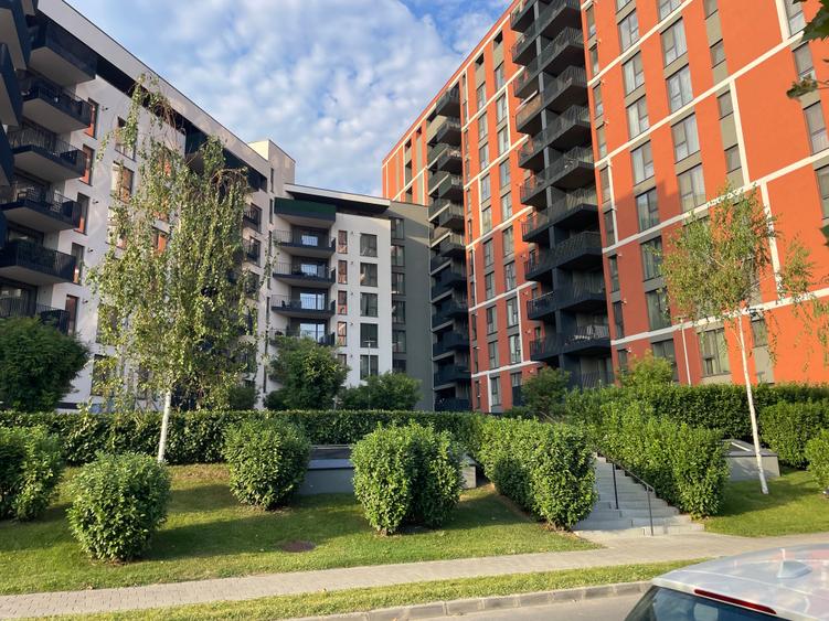 Apartament cu 2 camere decomandat în Theodor Pallady