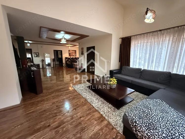 Casă cu Teren 1700 Mp în Central