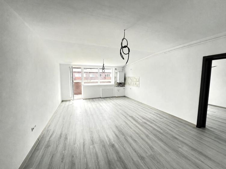 Apartament cu 2 camere semidecomandat în Sânpetru