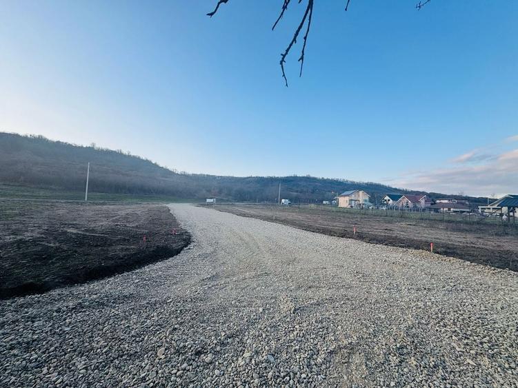 Teren intravilan de 658 mp, în Fughiu