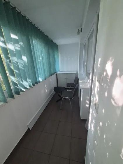 Garsonieră decomandată în Militari