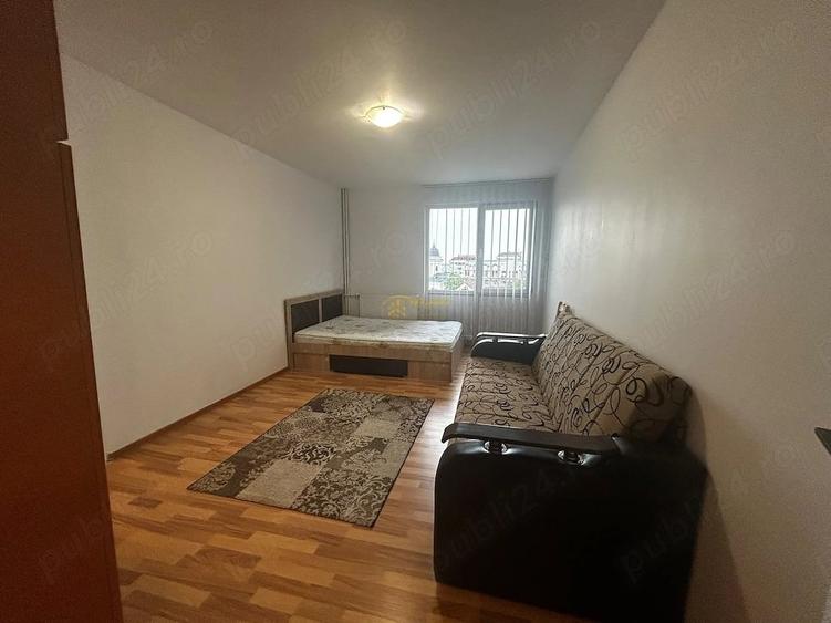 Apartament cu 2 camere decomandat în Piața Unirii