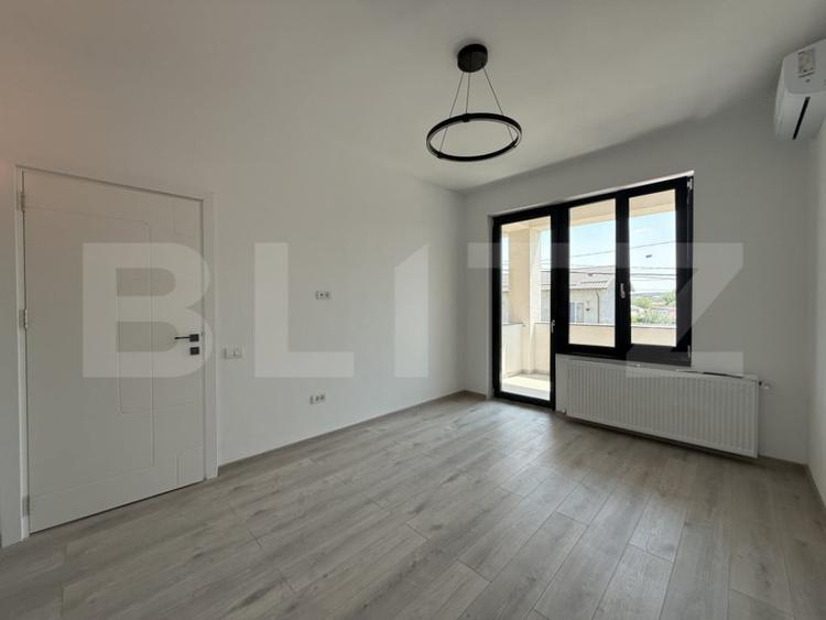 Casă cu 5 camere cu Teren 490 Mp în Sud