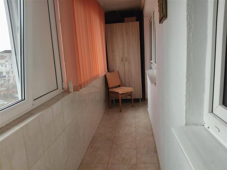 Apartament cu 2 camere decomandat în Obor