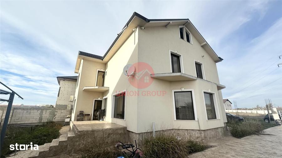 Casă cu 6 camere cu Teren 552 Mp în Aurel Vlaicu
