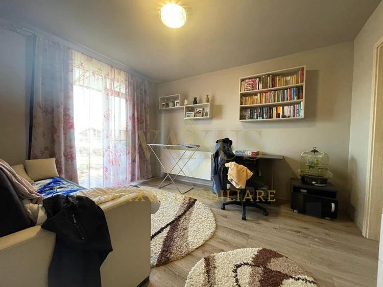 Duplex cu 5 camere cu Canalizare în Florești