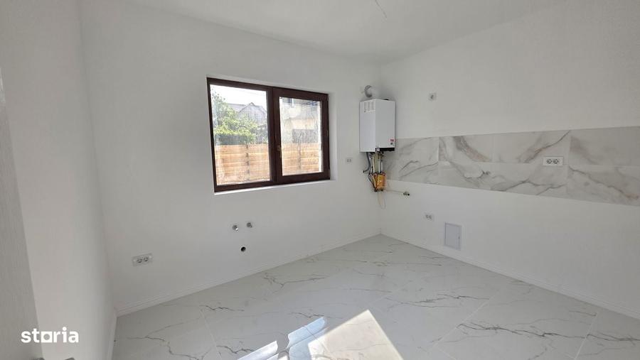 Casă cu 4 camere în Horpaz