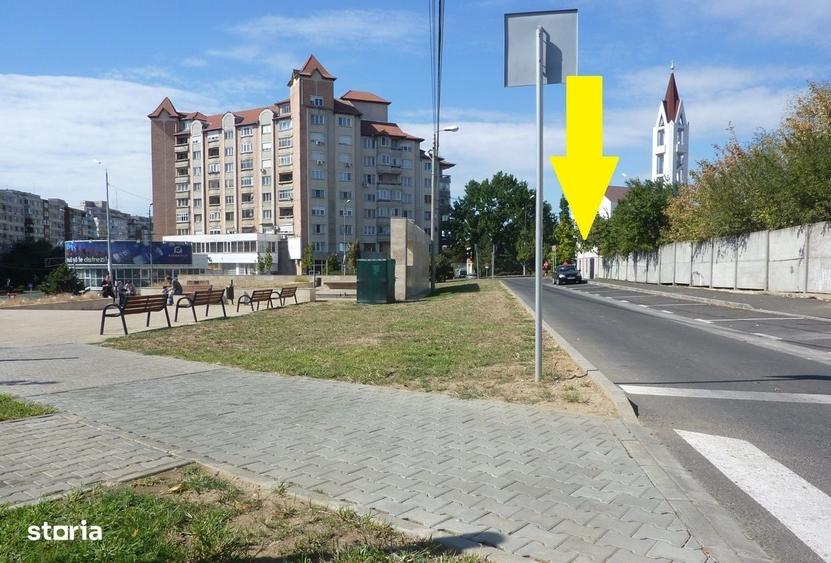 Spațiu comercial, în Dacia