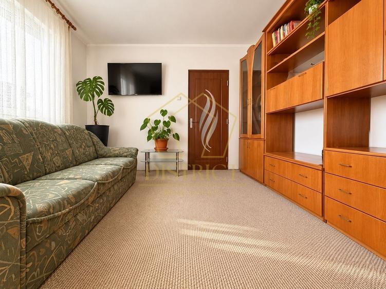 Apartament cu 3 camere semidecomandat, mobilat în Gheorghe Lazăr