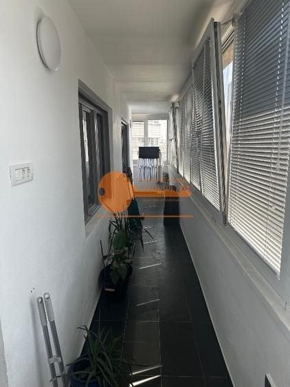 Apartament cu 3 camere decomandat, mobilat în Titulescu