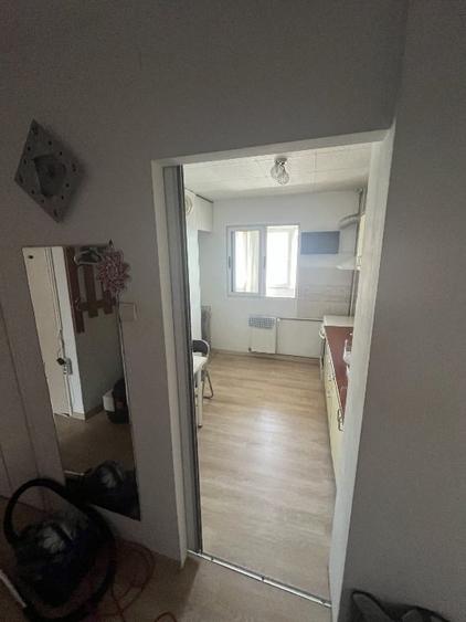 Apartament cu 2 camere decomandat, mobilat în Rahova