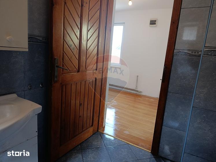 Casă cu 3 camere cu Teren 352 Mp în Central
