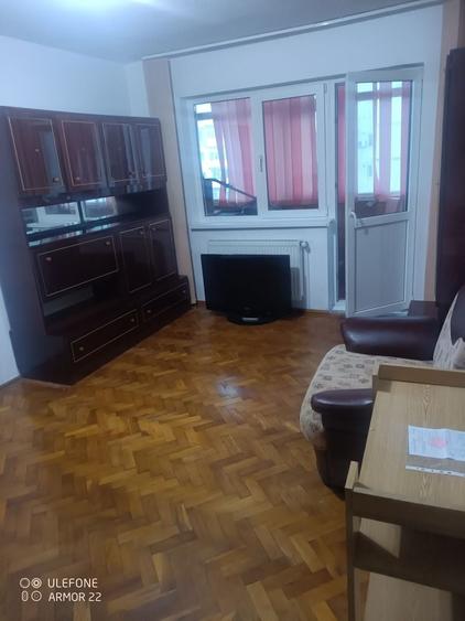 Apartament cu 2 camere în Micro 5