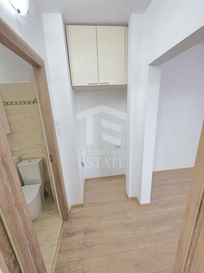 Apartament cu 2 camere semidecomandat în Pajura