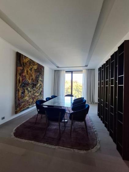 Apartament cu 5 camere decomandat, mobilat în Kiseleff