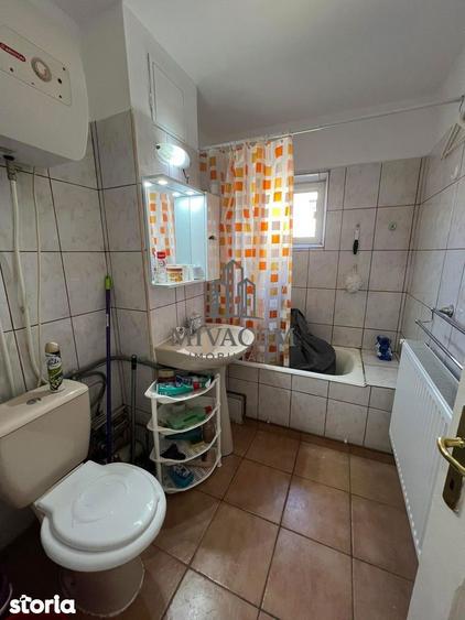 Apartament cu 2 camere decomandat în Calea București