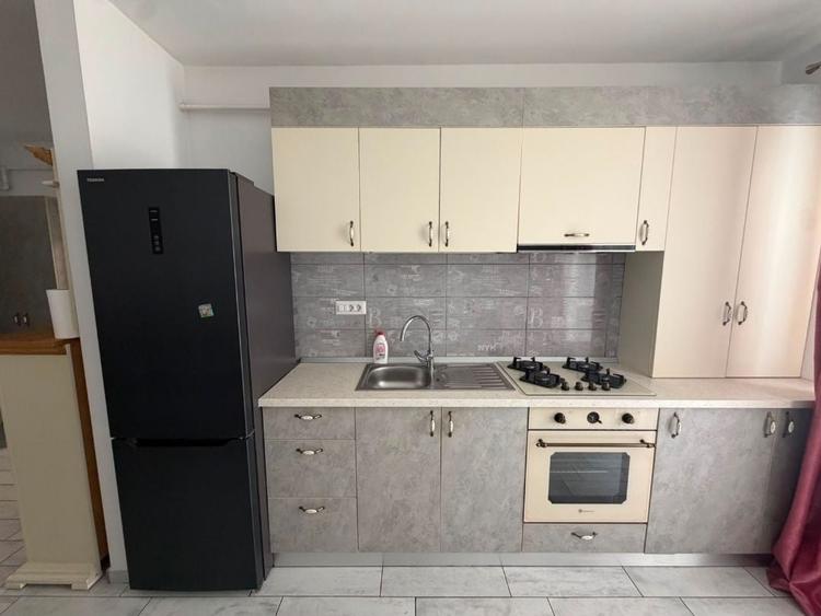 Apartament decomandat în Bratia din Deal