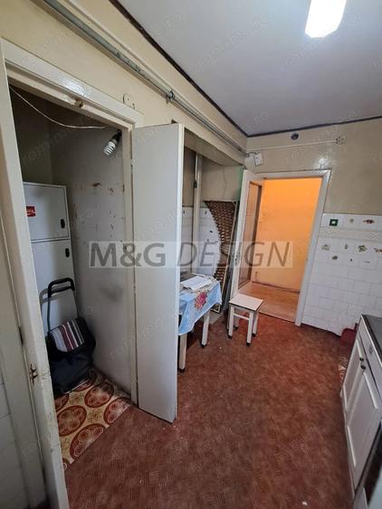 Apartament cu 3 camere decomandat în Spitalul Județean