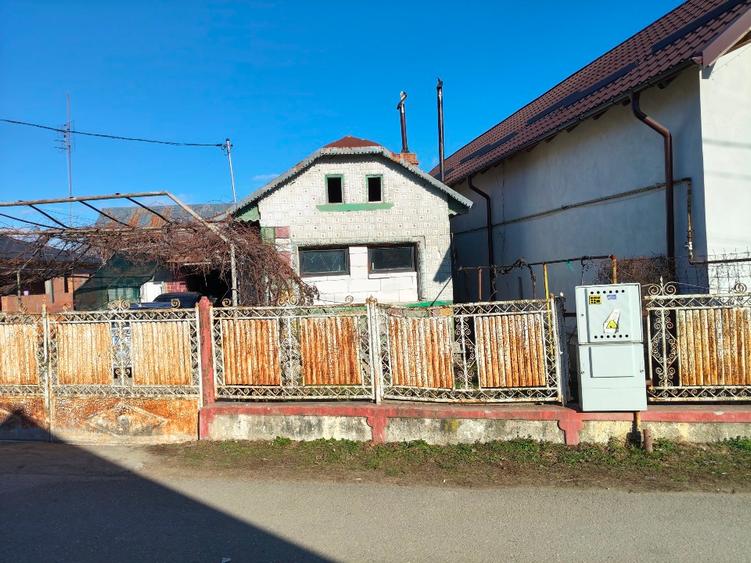 Casă individuală cu 3 camere cu Teren 600 Mp în Vlădeni