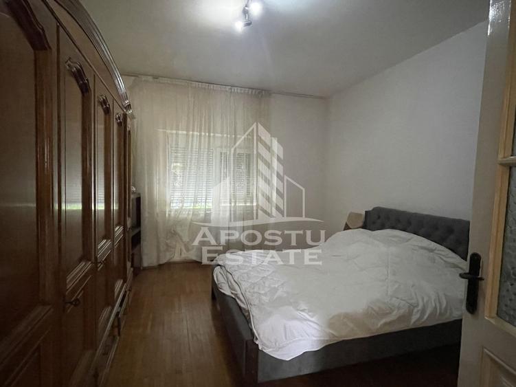 Casă cu 5 camere cu Teren 987 Mp în Gării