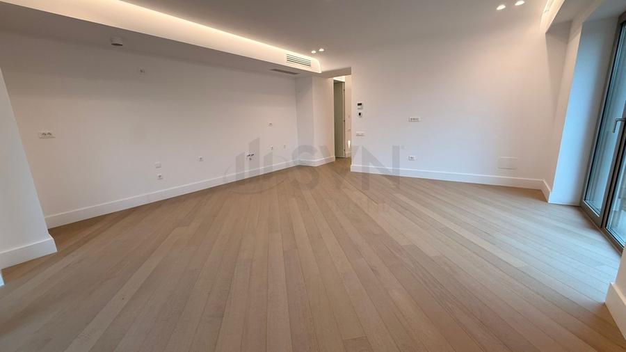 Apartament cu 3 camere decomandat în Iancu Nicolae