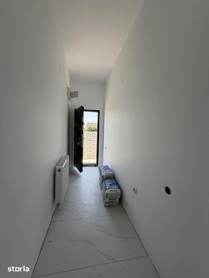 Casă cu 5 camere cu Teren 140 Mp în Central
