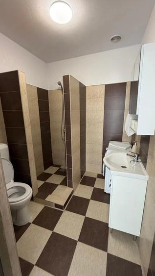 Garsonieră decomandată în Central