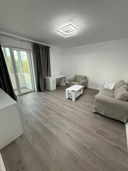 Apartament cu 2 camere decomandat în Theodor Pallady